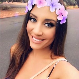 Meet your Posher, Diana